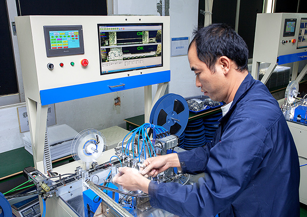 卡座自动机操作